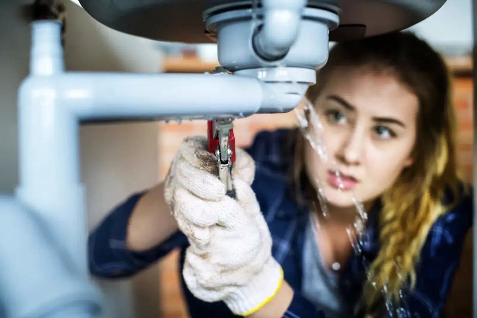 How-to-stop-leaks-and-sort-your-claim