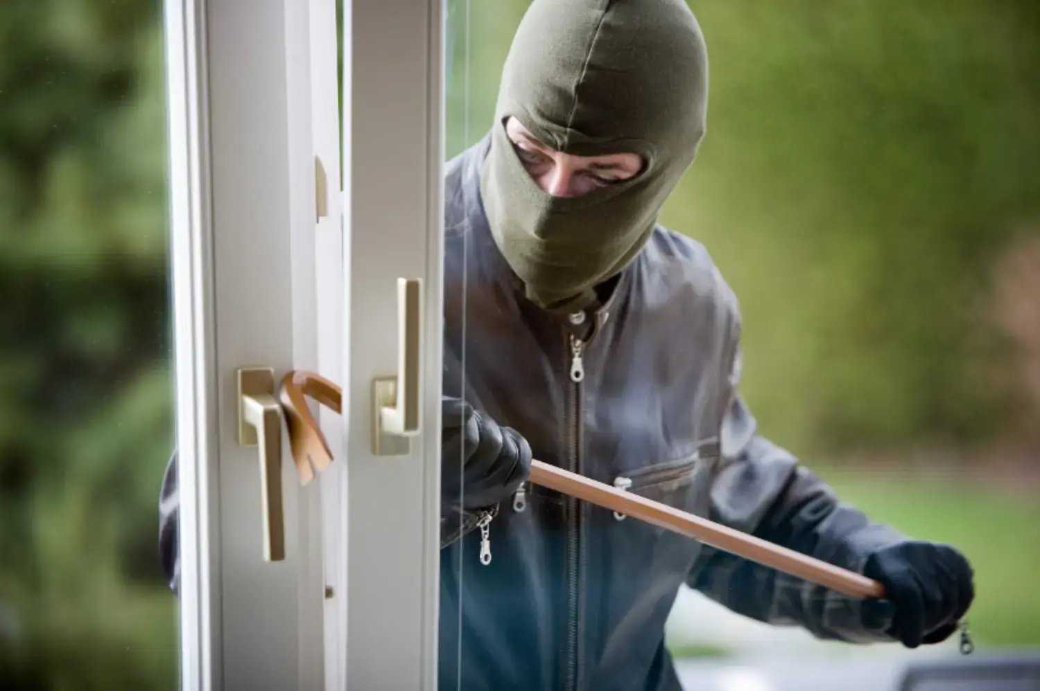 air-burglar-pation